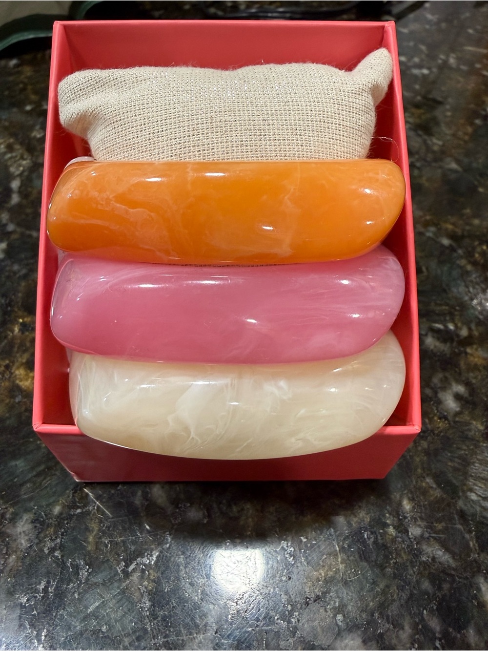 🌸🧡PIPER K stackable Acrylic Bangle Set — Pink, Orange & Cream. 🍦🎁 NIB - Picture 6 of 6